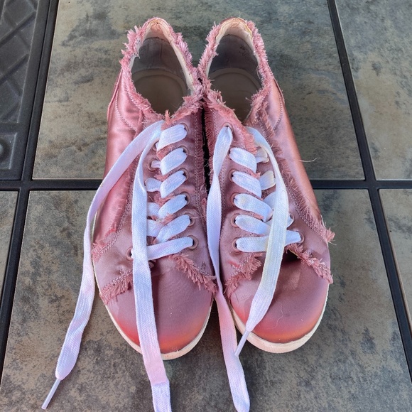 PINK SATIN FRINGE SNEAKERS - Picture 2 of 4